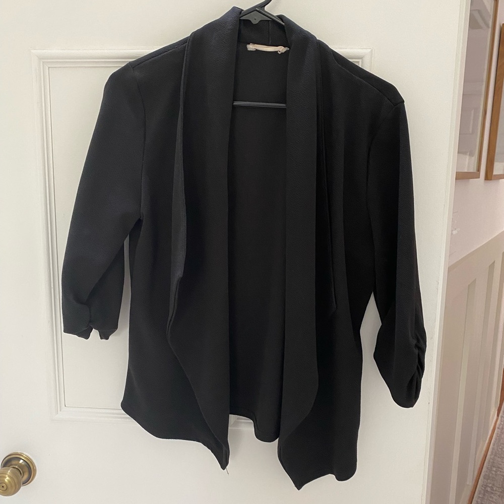 Women’s black ruched sleeve blazer